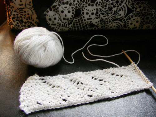 From The Travel Bag Knitting Midnight Knitter