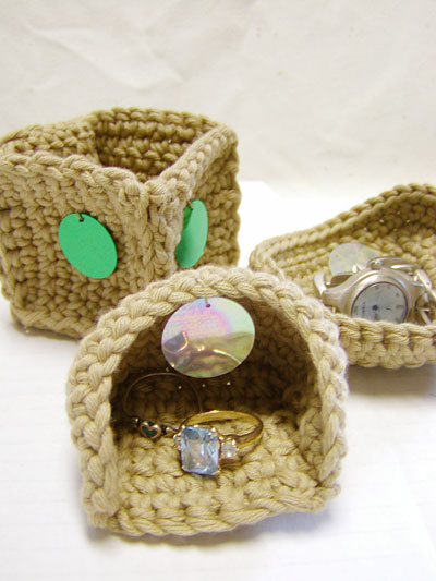 crochet mini boxes